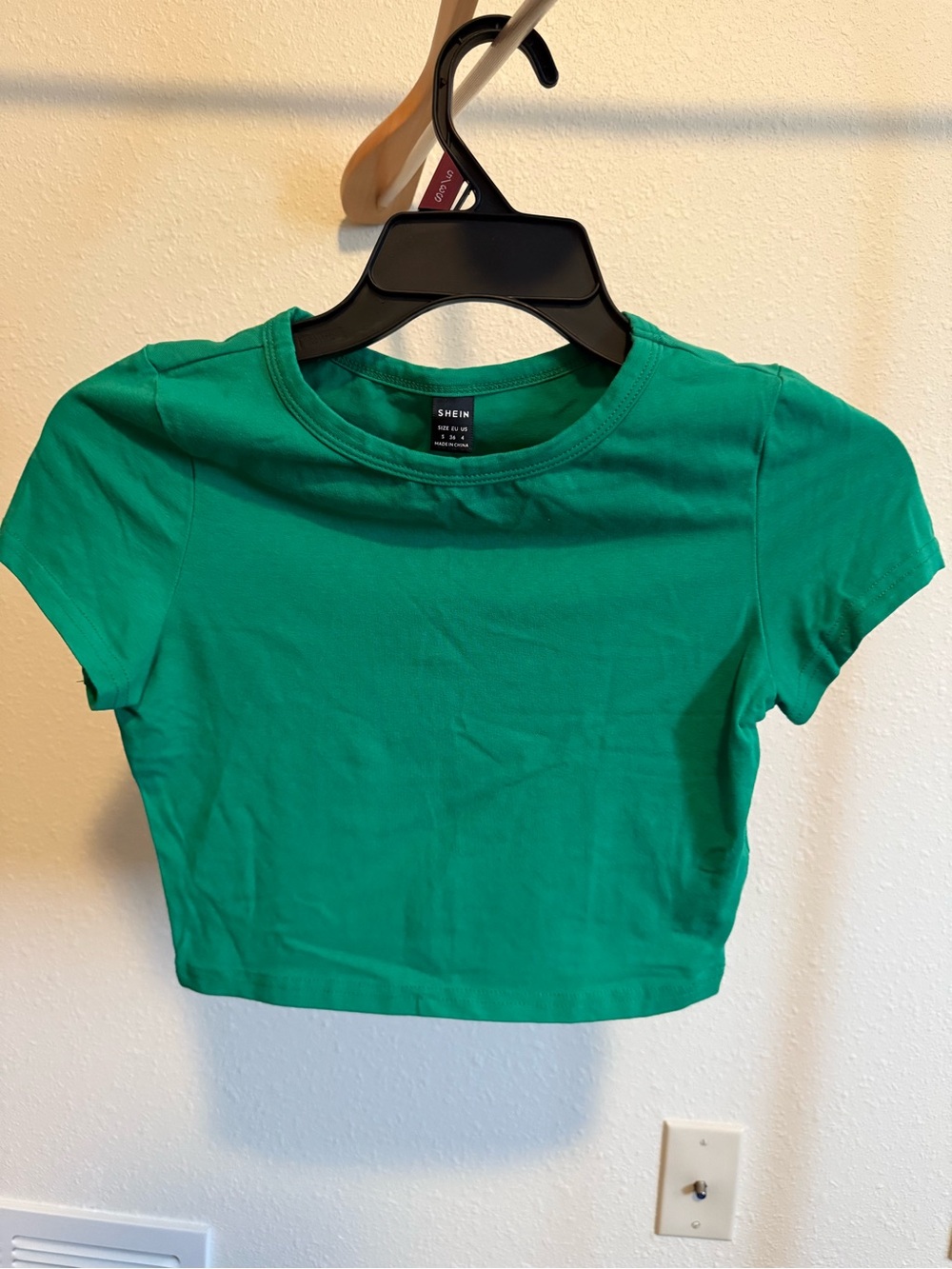 SHEIN Emerald Green Crewneck Crop Tee